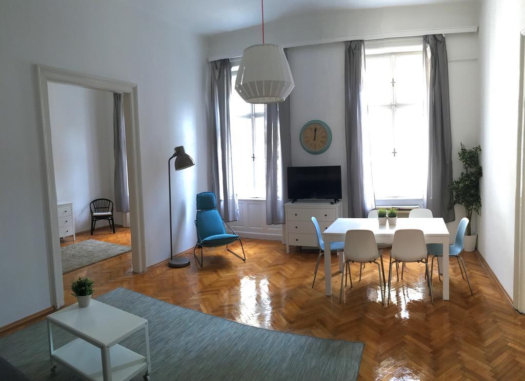 Budget Apartment By Hi5-Rakoczi 24 บูดาเปสต์ ภายนอก รูปภาพ