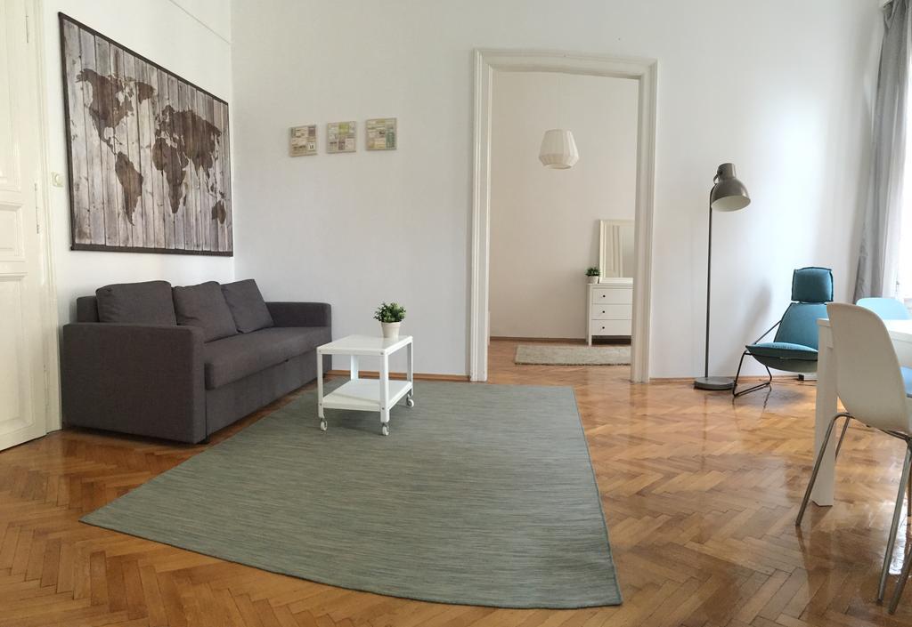 Budget Apartment By Hi5-Rakoczi 24 บูดาเปสต์ ภายนอก รูปภาพ