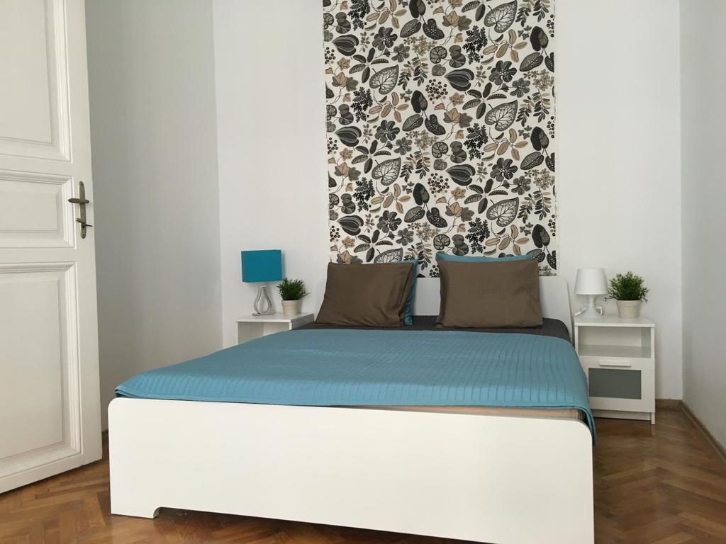 Budget Apartment By Hi5-Rakoczi 24 บูดาเปสต์ ภายนอก รูปภาพ