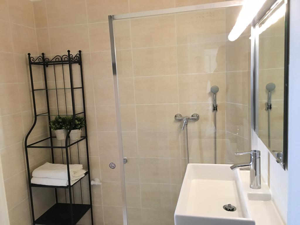 Budget Apartment By Hi5-Rakoczi 24 บูดาเปสต์ ภายนอก รูปภาพ